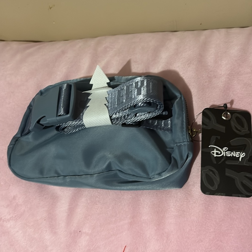 Weekend Sale! Disney Winnie the Pooh Eeyore & Piglet Belt Bag new with tags - Picture 7 of 7